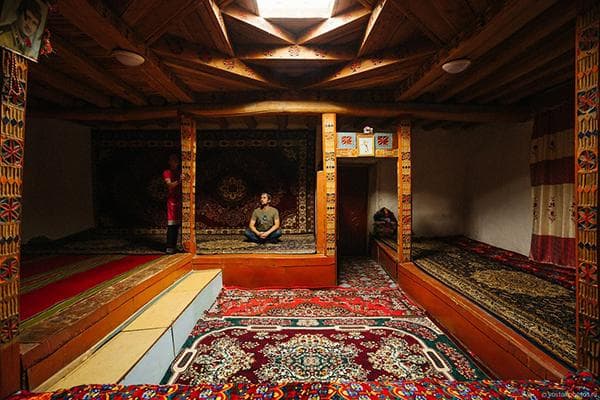 Intérieur traditionnel de l'Ouzbékistan