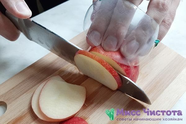 Utiliser un écran de protection fait maison lors du déchiquetage avec un couteau