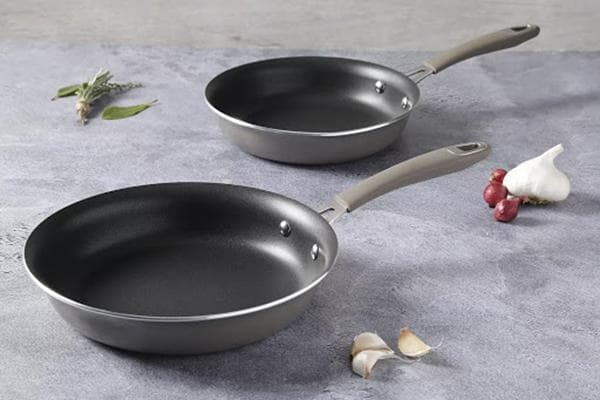 Poêles à frire antiadhésives