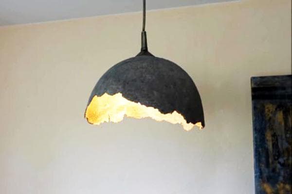Lampe en papier mâché