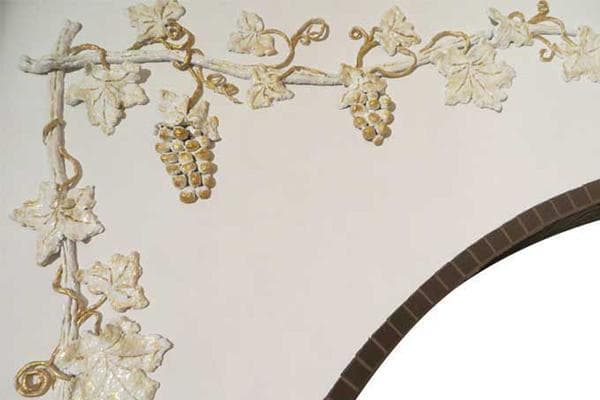 Moulure en stuc en papier mâché