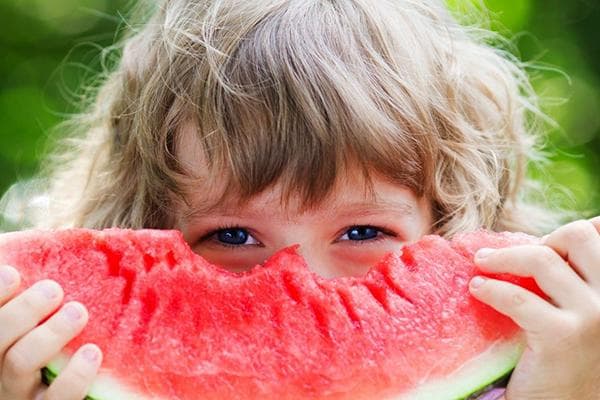 Enfant à la pastèque
