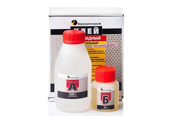 Adhésif à base de résine époxy