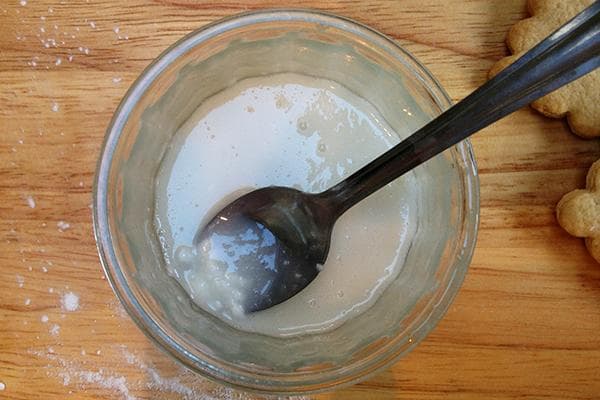 Colle à la gélatine maison