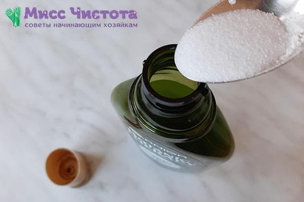 Ajouter du sel au shampoing