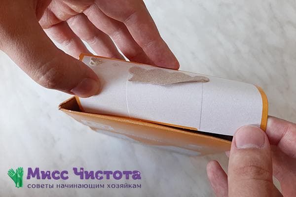 Fermer une boîte de céréales selon la méthode British Becky