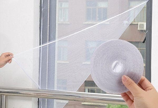 Ruban adhésif en maille