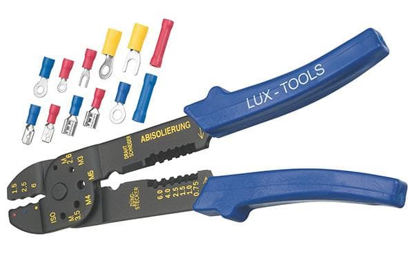 Pince à sertir pour manchons de fils