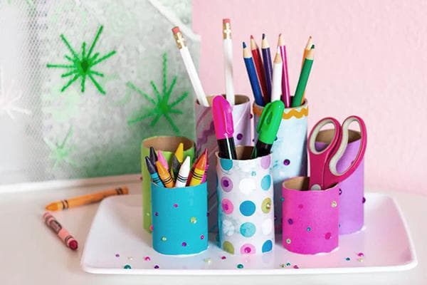 Organisateur fabriqué à partir de rouleaux de papier toilette