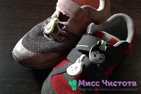 Agrafes sur les chaussures