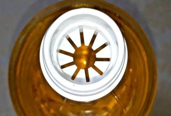 fentes dans la bouteille