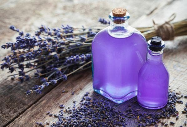 Huile essentielle de lavande
