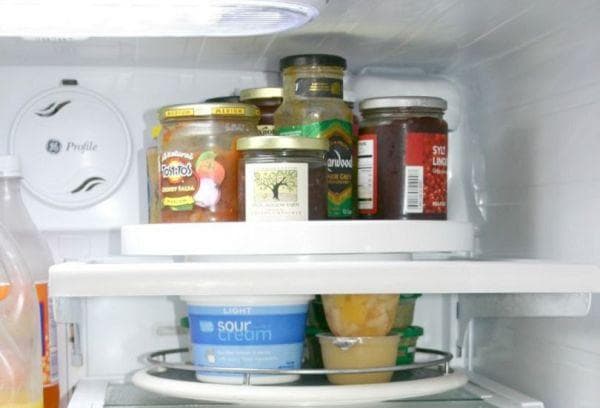 Plaque tournante pour le stockage des aliments