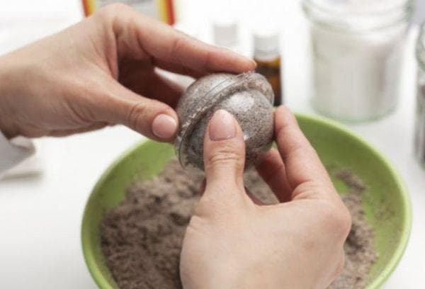 Bombes à lessive traditionnelles