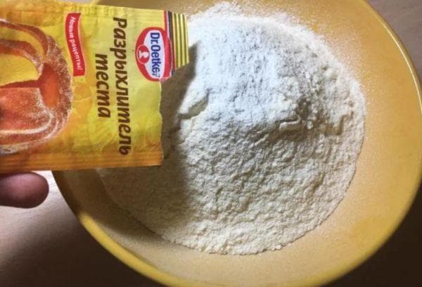 Levure chimique pour la pâte