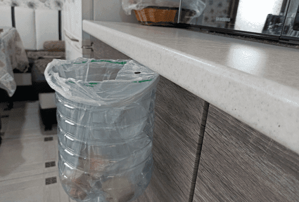 Poubelle DIY dans la cuisine