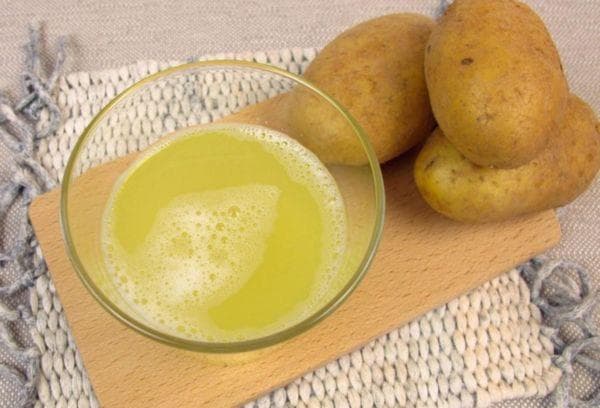 décoction après avoir fait bouillir des pommes de terre