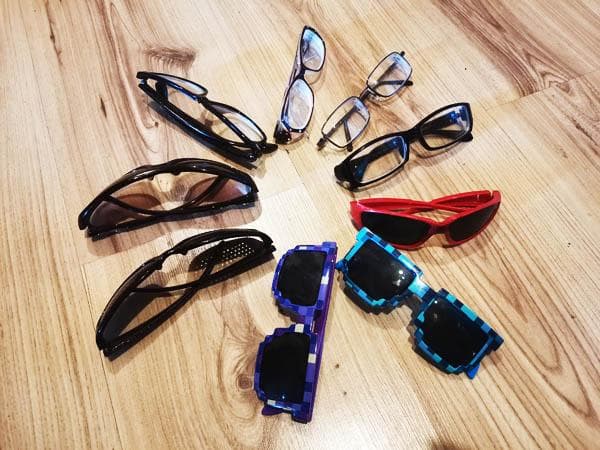 Lunettes de soleil et lunettes de vision