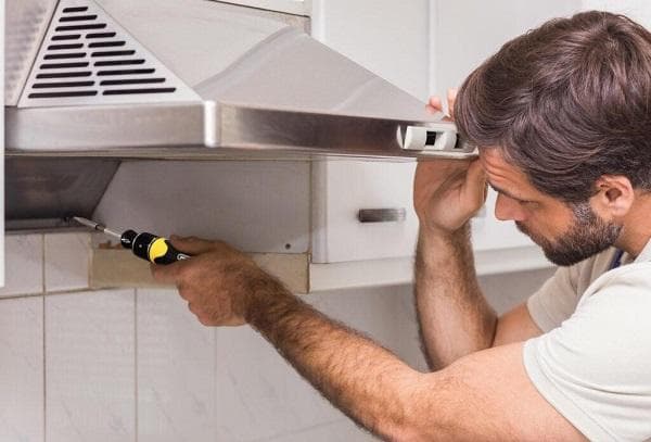 La hotte de cuisine est bruyante