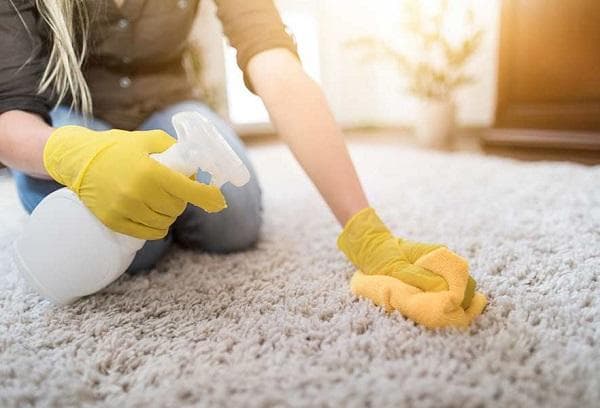 Que faire si votre tapis sent mauvais – une liste d'ingrédients déodorants simples