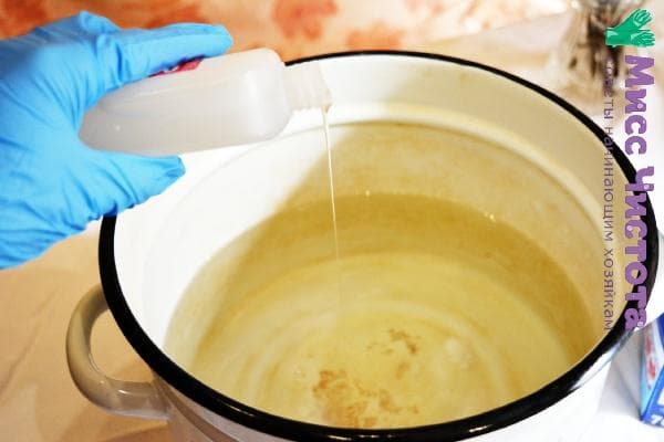 ajouter de la colle pour cuisiner des plats