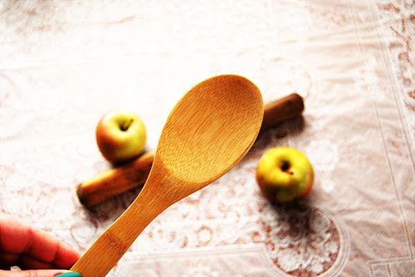 comment nettoyer les ustensiles de cuisine en bois