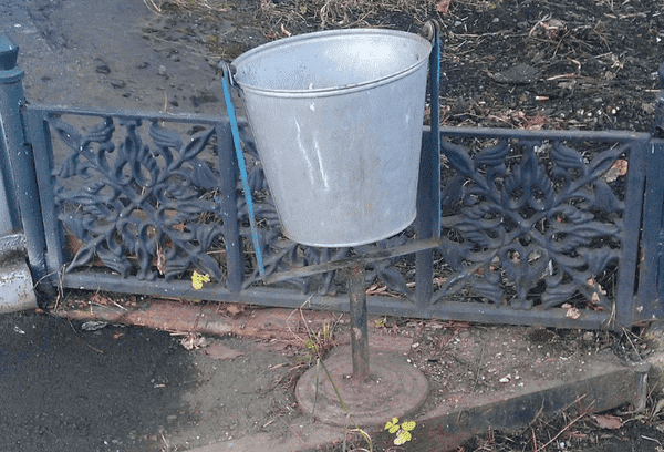 Urne d'un vieux seau