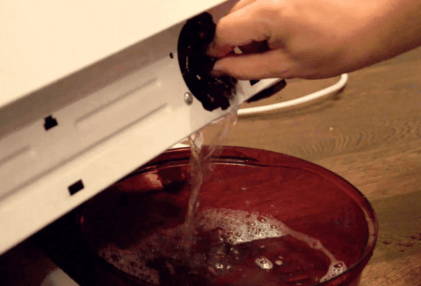 Lave-linge vidange l'eau