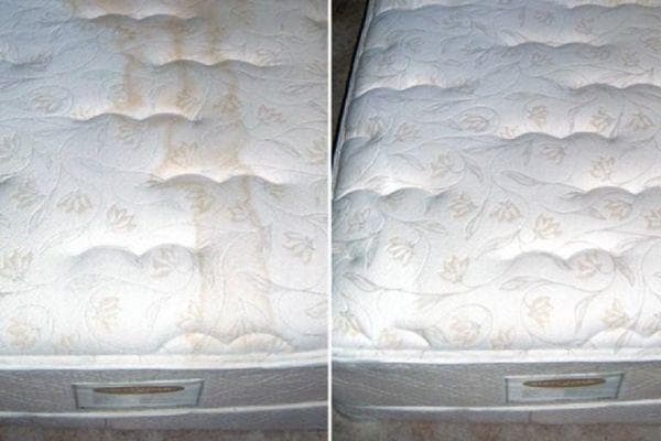 Laver l'urine d'un adulte d'un matelas