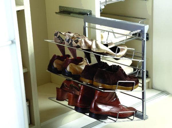 Système de rangement caché et modules pour chaussures