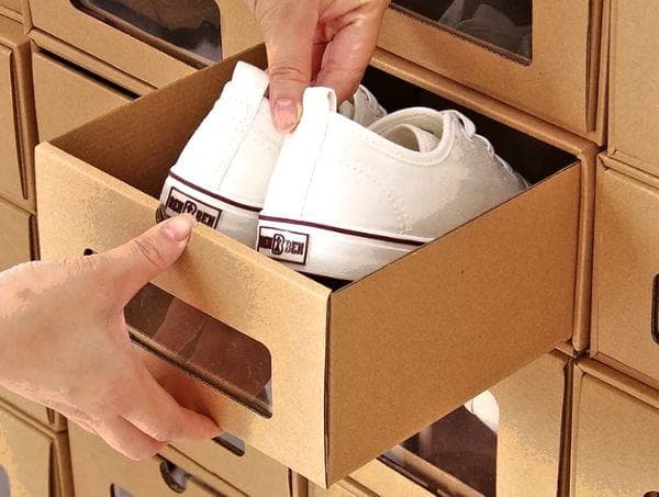 Boîtes à chaussures en papier
