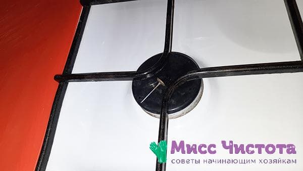 chauffer un clou sur la cuisinière