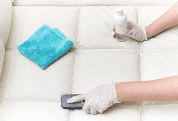 Nettoyer le canapé