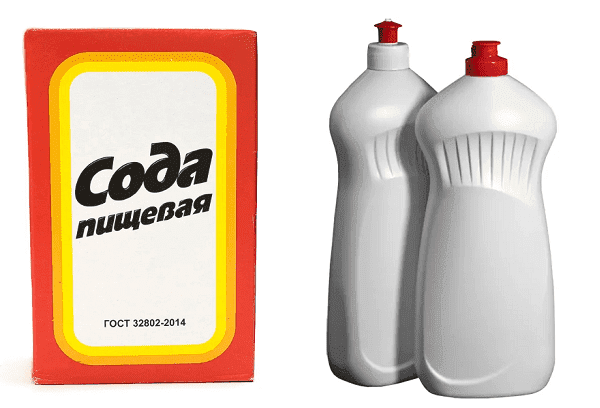 Bicarbonate de soude et détergent à vaisselle