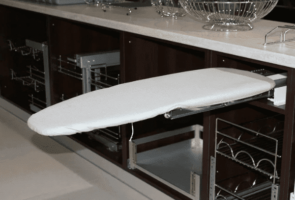 Table à repasser transformable