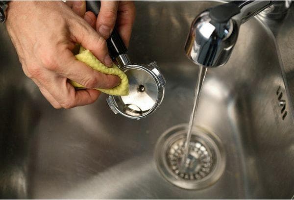 Nettoyer la machine à café