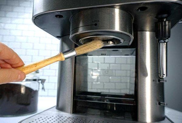 Nettoyer la machine à café