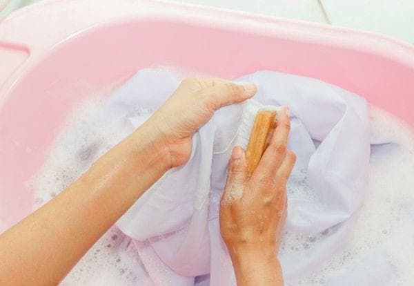 Chemises pour se laver les mains