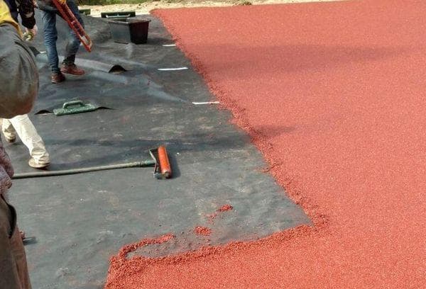 Revêtement en caoutchouc sans couture