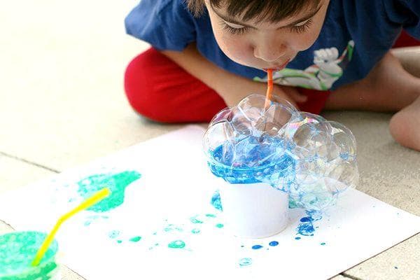 Dessins avec des bulles de savon