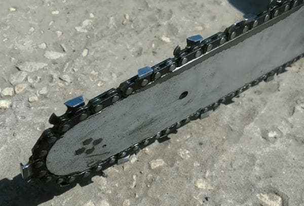 Chaîne de tronçonneuse