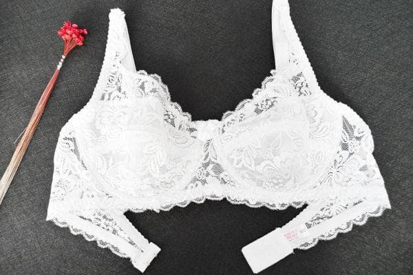 Soutien-gorge guipure