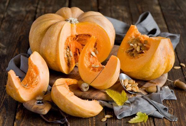 Gros potiron coupé en tranches