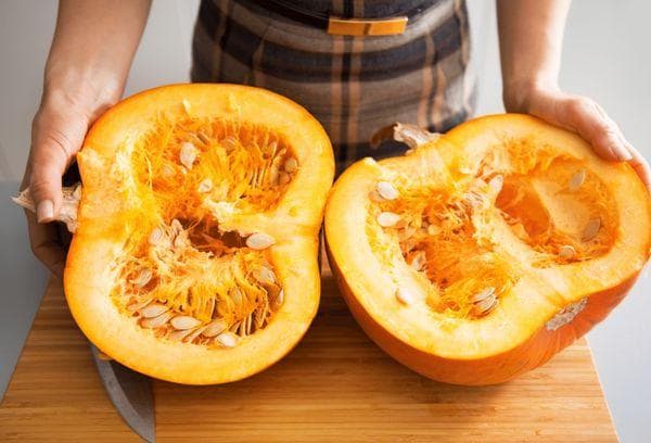 Citrouille coupée en deux