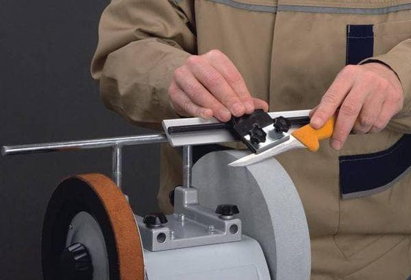 Machine spécialisée