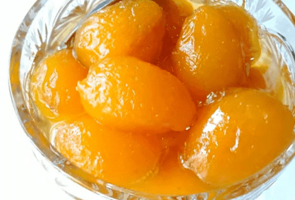 Confiture d'abricots aux noyaux 3