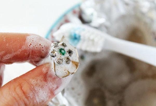 Nettoyage des bijoux