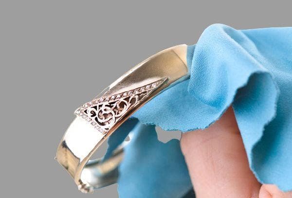 Nettoyer le bracelet