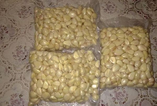 ail pelé en sachets