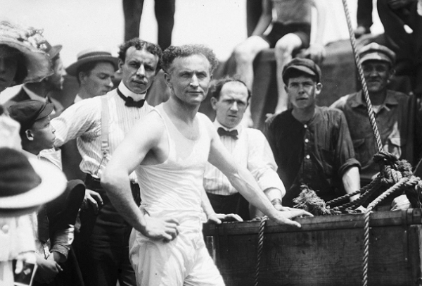 Harry Houdini illusionniste